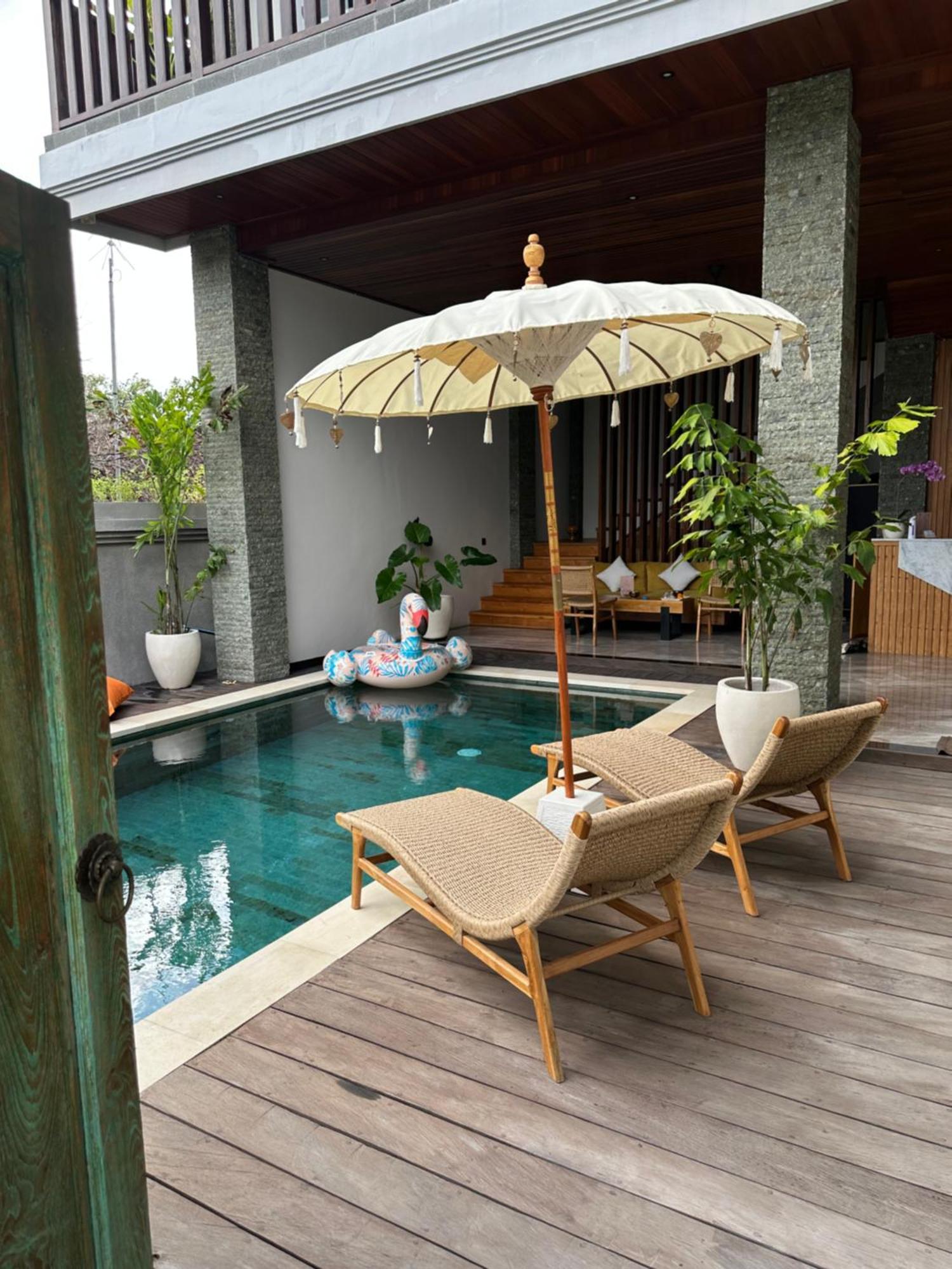Tropical Beach House Bali Seminyak  Exterior photo
